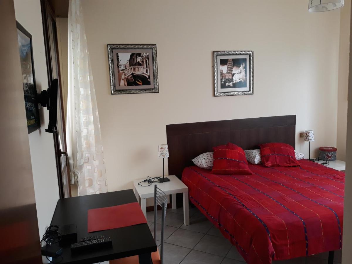 Appartamenti Bezar-One Victory Grandate Exterior foto